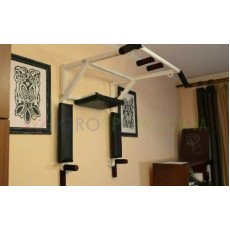 By design, horizontal bars for installation in an apartment are divided into several categories: